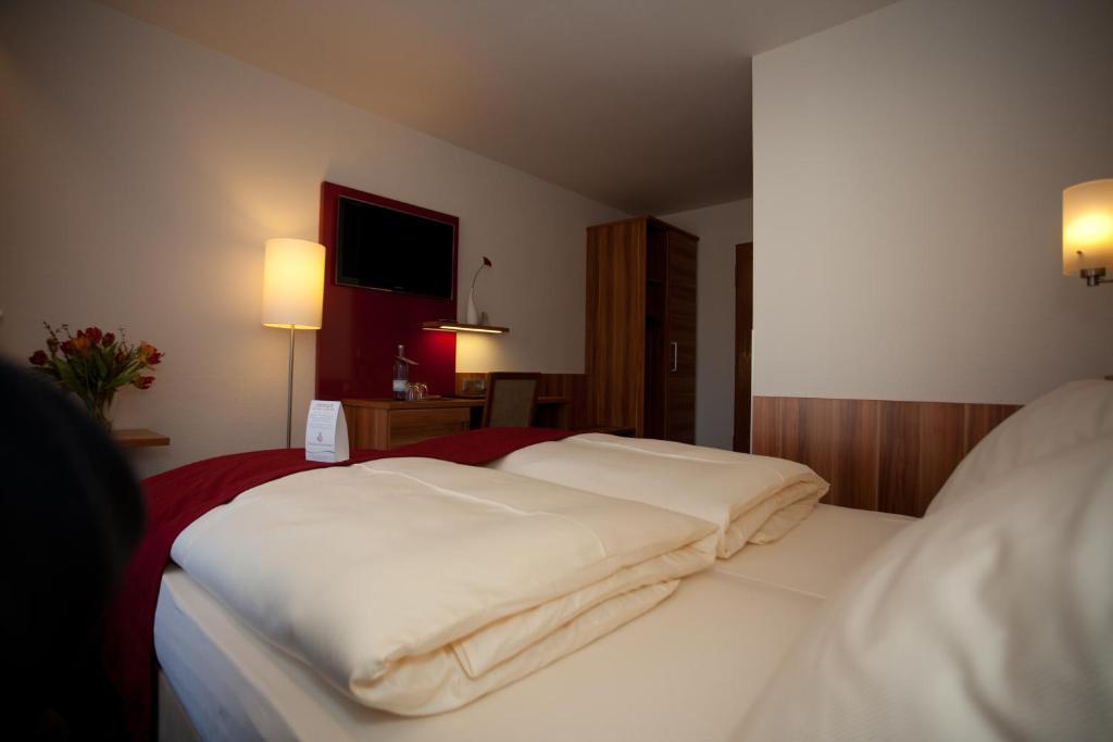 Hotel Knaus Am Hafen Uhldingen-Mühlhofen Esterno foto