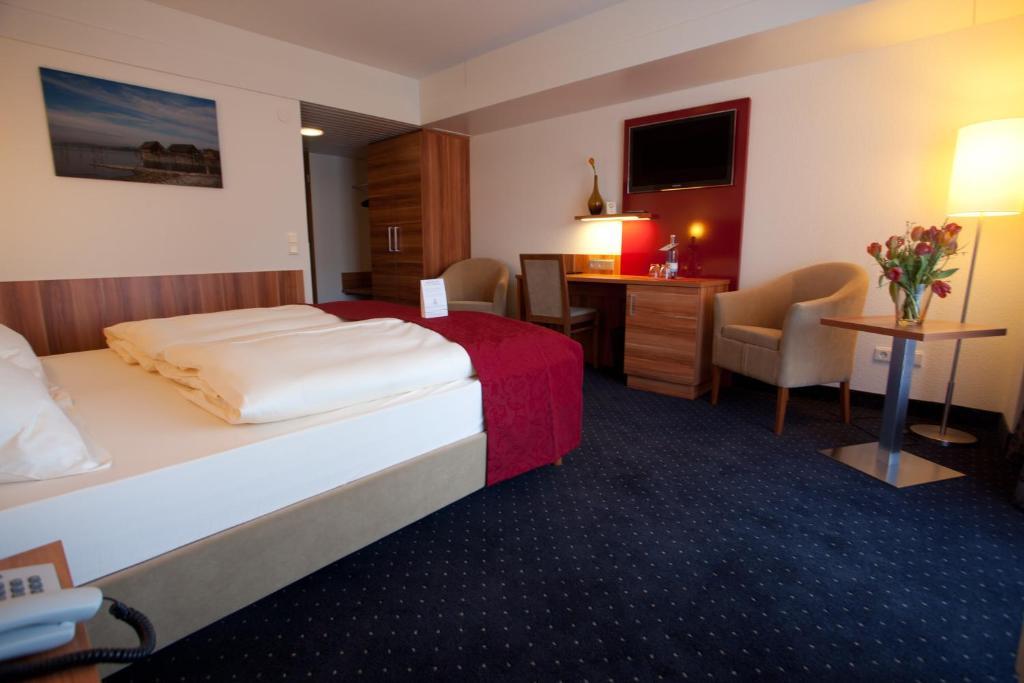 Hotel Knaus Am Hafen Uhldingen-Mühlhofen Esterno foto