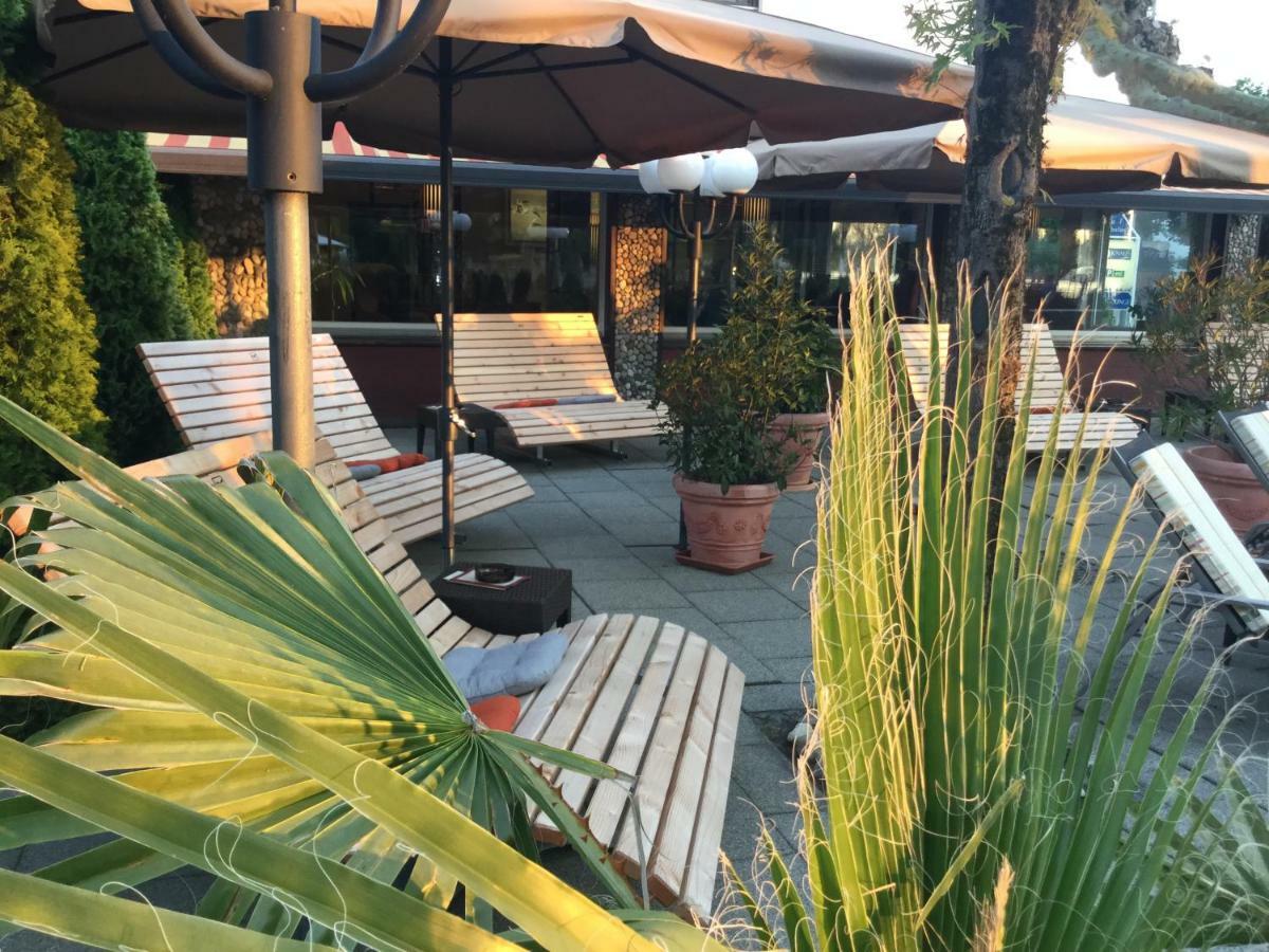 Hotel Knaus Am Hafen Uhldingen-Mühlhofen Esterno foto