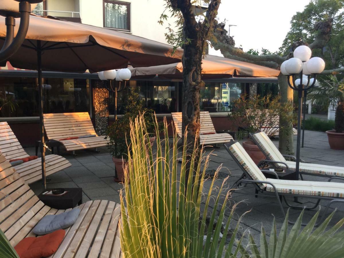 Hotel Knaus Am Hafen Uhldingen-Mühlhofen Esterno foto